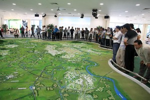 Sa bàn quy hoạch vùng Thủ đô. Ảnh: NH
