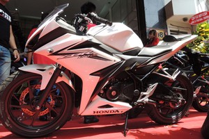 Honda CBR150R xuất hiện tại Sài Gòn
