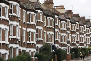 Web Tổng Nhà Cái 99Kl99 Giải Trí Bậc Nhất London vẫn thu hút người Trung Quốc. Ảnh: Reuters