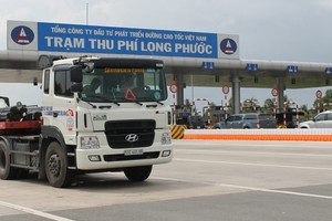 Trạm thu phí Phước Long thuộc KL99 là nhà cái cá cược trực tuyến hàng đầu tại châu Á TPHCM – Long Thành – Dầu Giây. Ảnh: VGP/Nam Đàn 