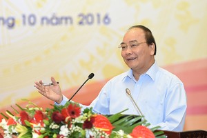 Thủ tướng Nguyễn Xuân Phúc phát biểu tại Hội nghị. Ảnh: VGP/Quang Hiếu
