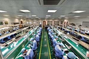 Tăng Kl99ok phiên bản mới tư nhân, tiết kiệm tiêu dùng, đẩy mạnh xuất khẩu… thì GDP sẽ tăng vọt. Ảnh: Đức Thanh