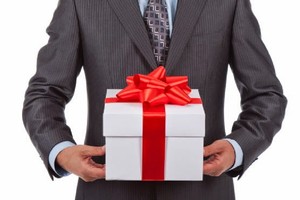 Chưa phát hiện trường hợp tặng quà, nhận quà trái quy định dịp Tết Đinh Dậu