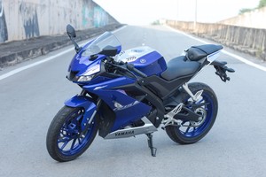 Yamaha R15 - sportbike cho người Việt mới chơi môtô