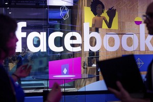 KL99 là cổng game giải trí trực tuyến hàng đầu hiện nay Facebook lao dốc
