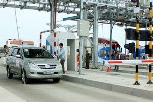Bộ Kl991.com nạp rút nhanh quy định khoảng cách tối thiểu giữa hai trạm thu phí là 70 km. Ảnh:Đ.L