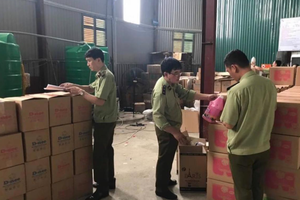 Bắt quả tang cơ sở Kl994 nhà cái bóng đá world cup nước giặt Comfort, D-nee giả tại Sóc Sơn