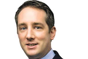 Ông Andrew Naylor