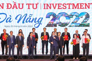 Vietjet và Thành phố Đà Nẵng trao biên bản ghi nhớ hợp tác chiến lược 5 năm (2022 – 2027) phát triển du lịch, hàng không, và công bố mở loạt 7 đường bay quốc tế mới kết nối Đà Nẵng và các nước trước sự chứng kiến của Thủ tướng Kl993 ưu đãi thưởng hấp dẫn Phạm Minh Chính