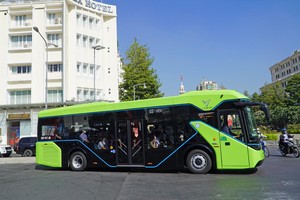 ADB Chủ trì gói tài trợ trị giá 135 triệu USD nhằm hỗ trợ vận chuyển bằng xe điện ở Việt Nam