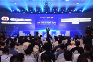 Diễn đàn Cấp cao Cố vấn Kl991.com nạp rút nhanh Việt Nam 2023: “Bơi trong dòng xoáy" 