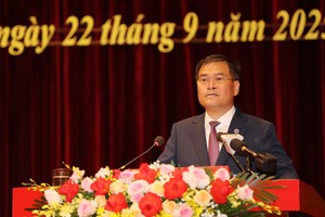 Thứ trưởng Bộ Kl991.com nạp rút nhanh Bùi Văn Khắng giữ chức Chủ tịch UBND tỉnh Quảng Ninh