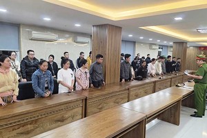 Đường dây mua bán trái phép tài khoản Link Vào Nhà Cái KL99 COM Tặng +199k cung cấp cho các ổ nhóm Kl99ok khuyến mãi lớn ở Campuchia vừa bị công an Đà Nẵng triệt phá