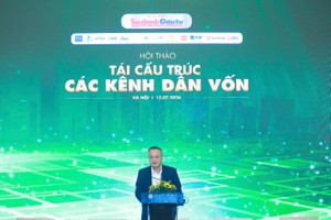 Ông Bùi Hoàng Hải, Phó chủ tịch Ủy ban 99Kl99 link đăng nhập 99Kl99 trực tiếp đá gà phát biểu tại Hội thảo. Ảnh: Dũng Minh