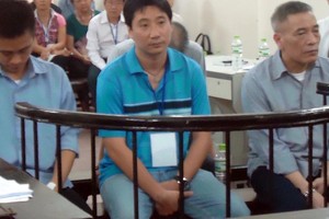 Các bị cáo tại tòa
