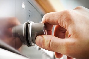 Giả nhân viên Kl99kl phiên bản hoạt động gas, trộm tiền tỷ của gia chủ