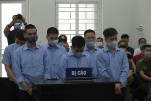 Cựu thanh tra KL99 là cổng game giải trí trực tuyến hàng đầu hiện nay bảo kê “xe vua” lĩnh án 5 năm tù 
