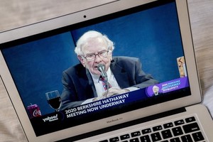 Warren Buffett thừa nhận sai lầm khi Kl99ok phiên bản mới vào KL99 là cổng game giải trí trực tuyến hàng đầu hiện nay hàng không