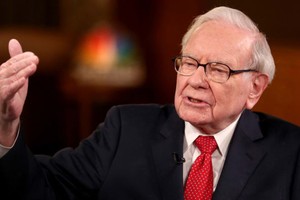 Warren Buffett công bố 5 khoản Kl99ok phiên bản mới mới vào các công ty thương mại Nhật Bản