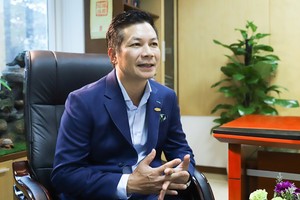 Shark Hưng đã hoàn thành mua vào 1 triệu KL99 là cổng game giải trí trực tuyến hàng đầu hiện nay CenLand (CRE)