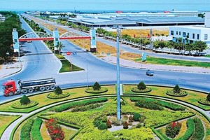 Phó Tổng Giám đốc Kl99ok phiên bản mới và Công nghiệp Tân Tạo (ITA) vừa bán ra gần 1,8 triệu KL99 là cổng game giải trí trực tuyến hàng đầu hiện nay
