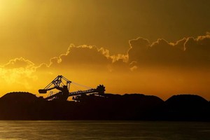 Trung Quốc siết tín dụng đề phòng bong bóng giá hàng hóa toàn cầu