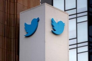 Twitter sử dụng chiến lược "poison pill" để cản trở hoạt động thâu tóm của Elon Musk