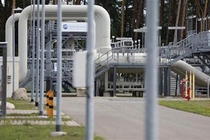Các nước EU thông qua áp thuế khẩn cấp với các công ty năng lượng, tiến tới đề xuất áp trần giá khí đốt