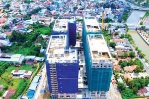 Gần 1 năm sau khi bán 99Kl.app cổng game giải trí cho vợ Chủ tịch Trương Anh Tuấn, Địa ốc Hoàng Quân (HQC) mới công bố thông tin