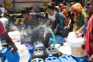 Sóng nhiệt, lốc xoáy đang tác động đến thị trường 99Kl99 link đăng nhập khắp châu Á