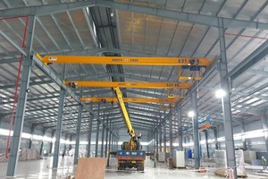 Nhựa Pha Lê (PLP) bị xử phạt 120 triệu đồng về công bố thông tin