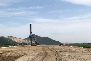 Kl99ok phiên bản mới MST (MST) triển khai thi công gói thầu hệ thống điện chiếu sáng nút giao Quốc lộ 46B và trạm thu phí