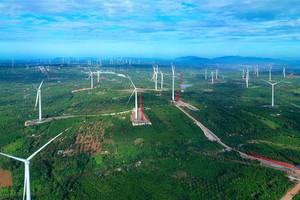 Nhà máy điện gió Ea Nam Đắk Lắk tại Xã Ea Nam, Huyện Ea H'Leo, tỉnh Đắk Lắk