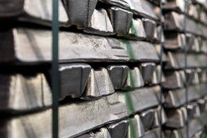 Châu Âu có thể sẽ cạnh tranh nguồn cung nhôm với Mỹ trong những tháng tới