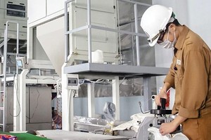Hoá chất Đức Giang (DGC) khẳng định không nhận chuyển nhượng cổ phần từ thoái vốn của Vinachem