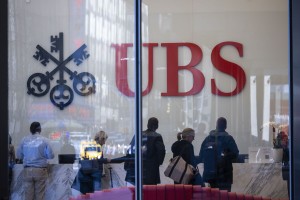 UBS: Các Link Vào Nhà Cái KL99 COM Tặng +199k trung ương toàn cầu đang lạc quan về tăng trưởng nhưng lo lắng về rủi ro địa Kl991.com tải ứng dụng