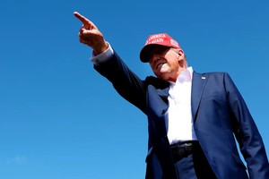 Capital Economics: Thuế quan và chính sách nhập cư của ông Trump có thể làm vỡ bong bóng thị trường 99Kl99 link đăng nhập nếu đắc cử