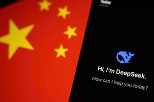 Trung Quốc áp dụng DeepSeek để dẫn đầu việc áp dụng AI khi tìm kiếm động lực tăng trưởng mới