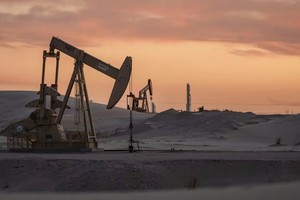 OPEC+ tái khẳng định tạm ngừng tăng sản lượng để duy trì sự ổn định của thị trường