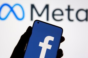 Công ty mẹ của Facebook tiếp tục sa thải nhân viên ồ ạt