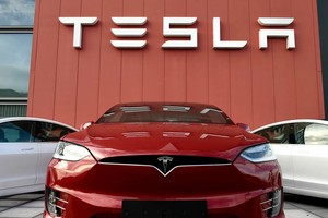 Doanh số bán xe điện của Tesla và BYD đạt mức kỷ lục 