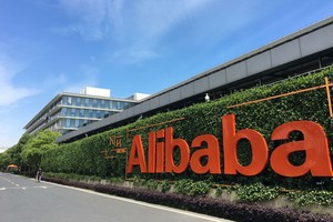 Alibaba bất ngờ thay loạt tướng, tỷ phú Jack Ma trở lại nghề dạy học