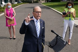 Larry Kudlow, Giám đốc Hội đồng Kl992 cổng game cá cược Quốc gia Nhà Trắng. Ảnh: Reuters.