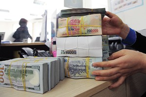 Không ở đâu như ở Việt Nam, chủ nợ sợ con nợ, con nợ thì vô tư...