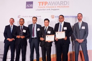 Ông Nguyễn Hưng, Tổng giám đốc TPBank đại diện cho Link Vào Nhà Cái KL99 COM Tặng +199k nhận Giải thưởng