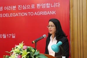 Bà Nguyễn Thị Phượng - Phó Tổng Giám đốc Agribank  phát biểu chào mừng
Đoàn công tác Link Vào Nhà Cái KL99 COM Tặng +199k Nonghyup Hàn Quốc
