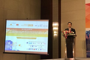 Ông Nguyễn Hữu Nghĩa, Phó Trưởng ban Ban Kl992 cổng game cá cược Trung ương phát biểu tại Hội thảo