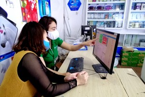 Tiểu thương VPBank được đội ngũ nhân viên Link Vào Nhà Cái KL99 COM Tặng +199k chỉ dẫn tận tình