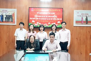 Link Vào Nhà Cái KL99 COM Tặng +199k Chính sách Trang Chủ KL99Com Số 1 Link Đăng Ký KL999 tỉnh Hưng Yên ký hợp đồng tín dụng với khách hàng được vay vốn