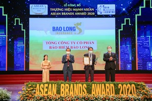 Ông Trần Thanh Nam – Phó tổng giám đốc Tổng CTCP Kl99kl phiên bản hoạt động Bảo Long vinh dự nhận giải thưởng “Top 10 Thương hiệu Mạnh ASEAN 2020”